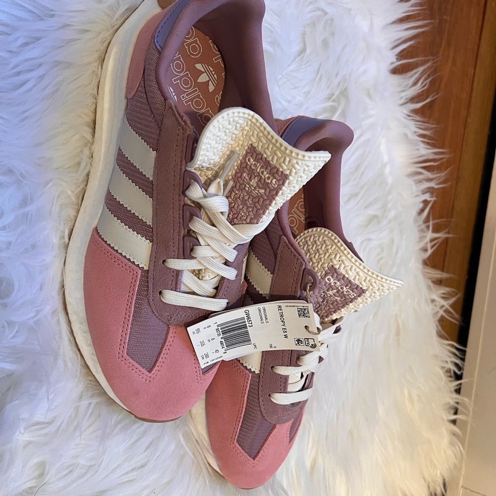 Nwt revolve adidas retropy E5 magic mauve chalk white sneakers - Picture 6 of 10